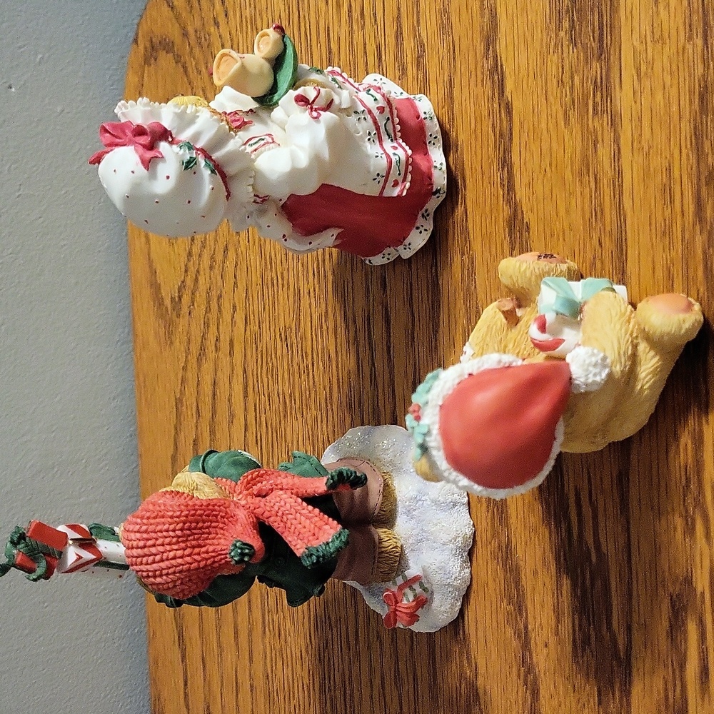Christmas Cherished Teddies - Picture 5 of 6
